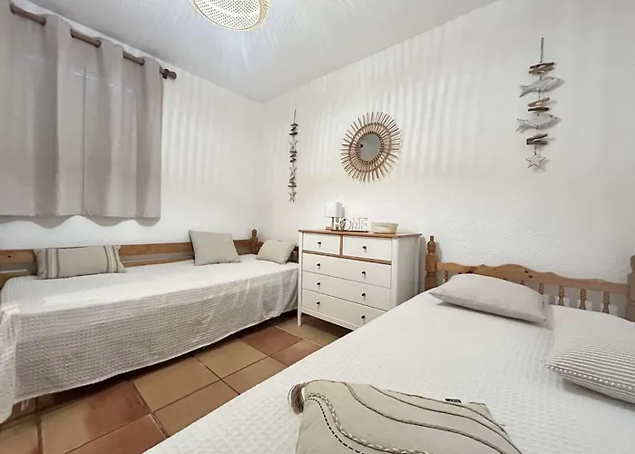 Sm010 Pinede Maxime Maison 5 Pieces 10 Couchages Avec Piscine Et Parking Σαιντ-Μαξίμ