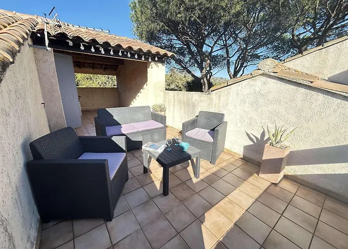 Sm010 Pinede Maxime Maison 5 Pieces 10 Couchages Avec Piscine Et Parking * Sainte-Maxime