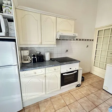 Sm010 Pinede Maxime Maison 5 Pieces 10 Couchages Avec Piscine Et Parking *