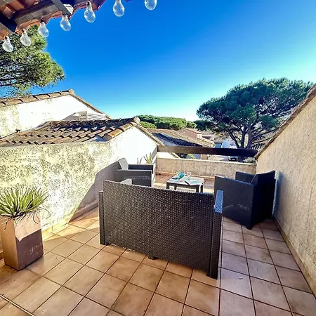 Sm010 Pinede Maxime Maison 5 Pieces 10 Couchages Avec Piscine Et Parking Villa